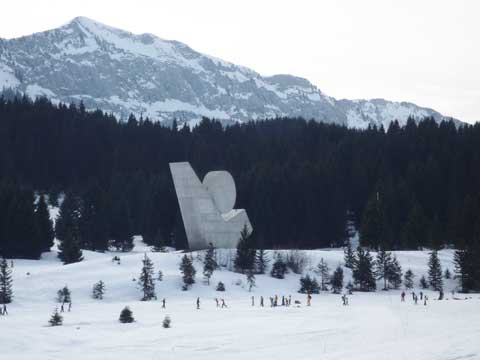 entrainement et cours de ski sur le plateau des Glières