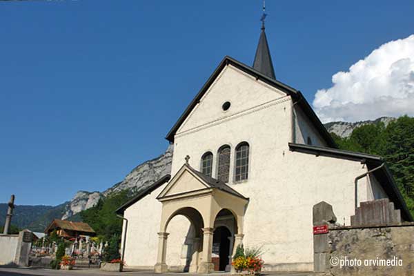 Mairie de Petit Bornand les Glières la mairie du village